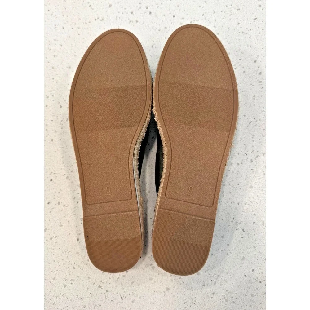 Womens Universal Freedom Espadrilles US 9, sage green, suede -excellent